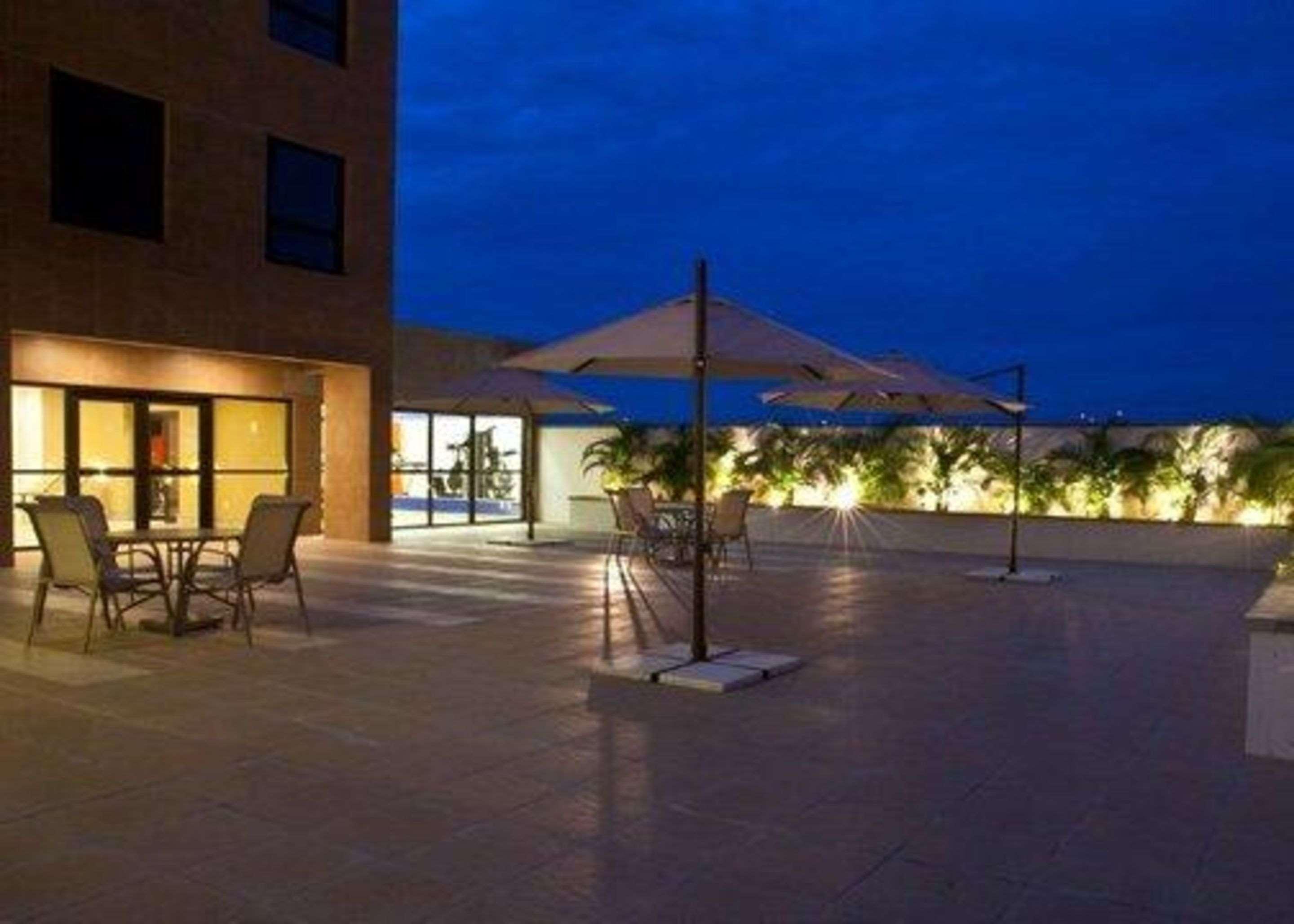Quality Hotel Manaus Buitenkant foto
